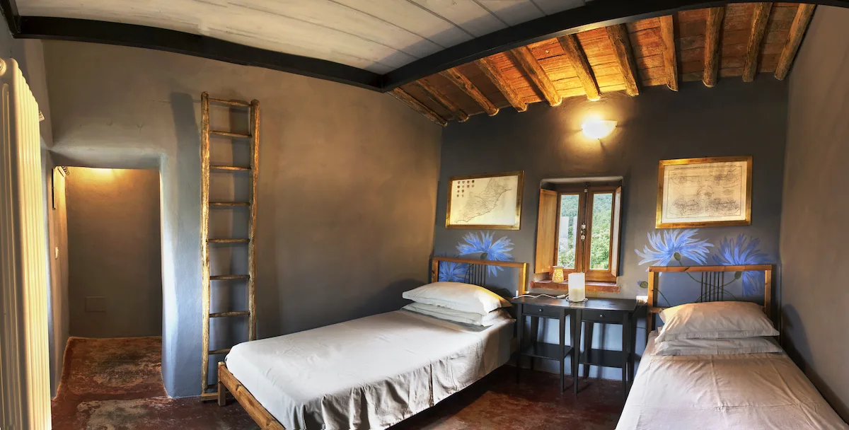 Room with single beds at Cascina del Groppo